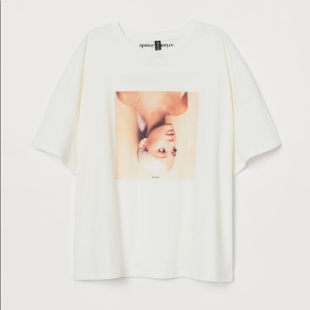 Ariana Grande Sweetener Tour H&M white shirt